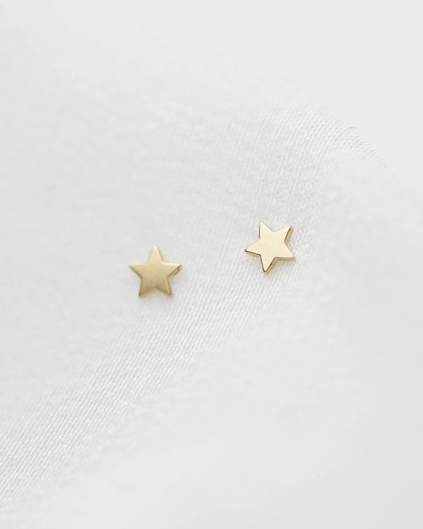 14K Mini Star Stud Earrings