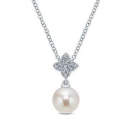 18" 14K White Gold Cultured Pearl and Floral Diamond Pendant Necklace