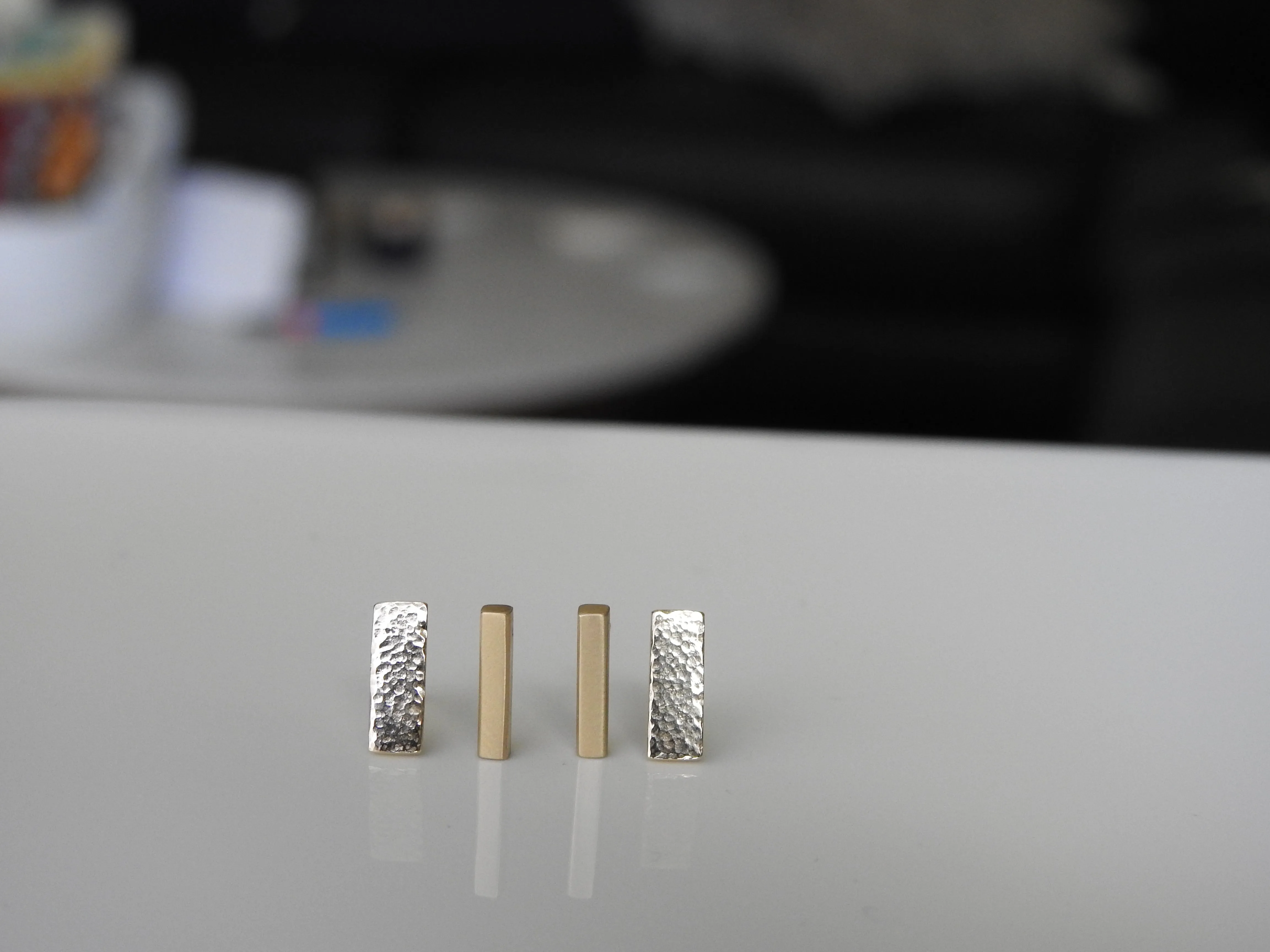 2mm square bar studs