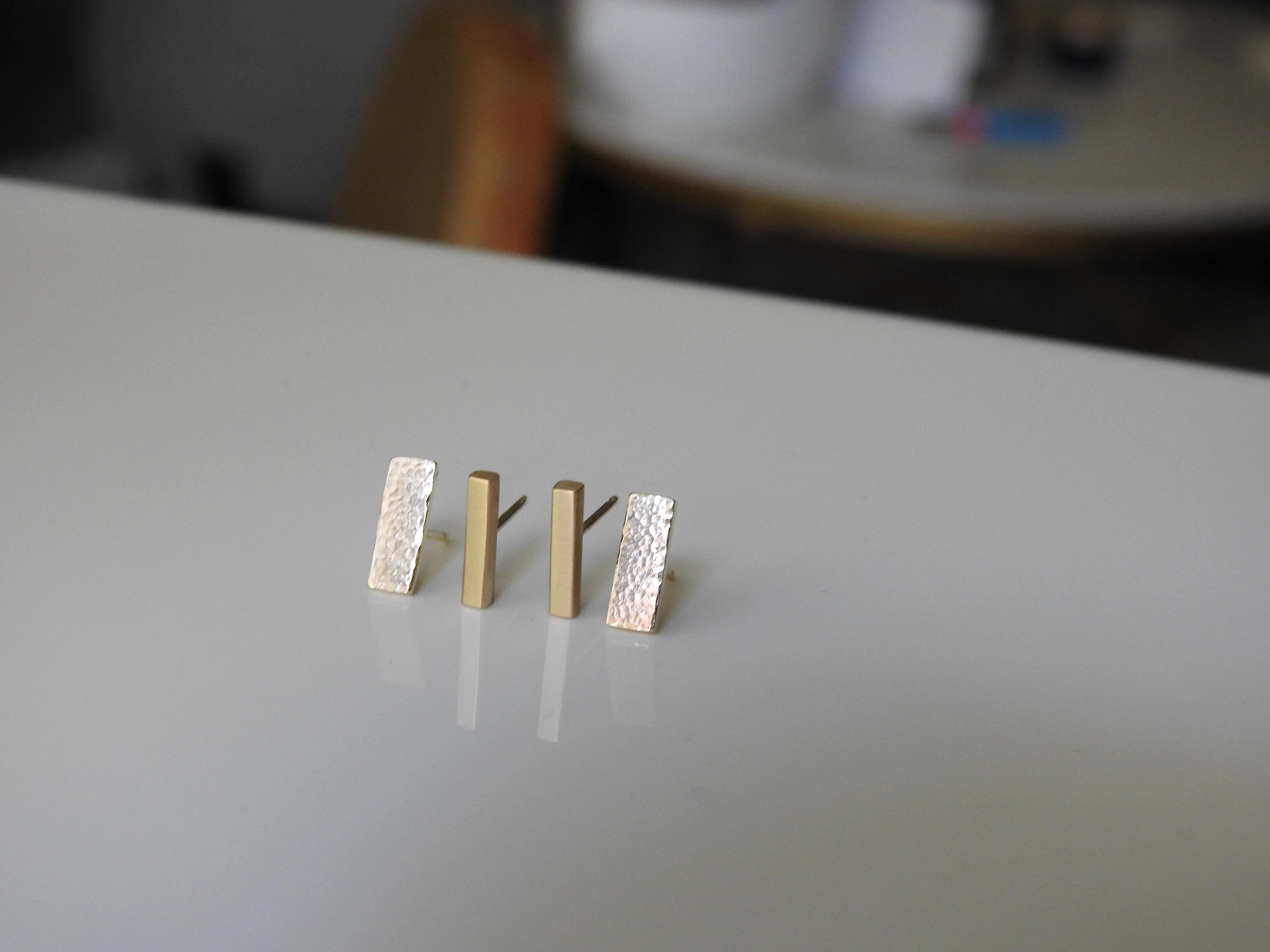 2mm square bar studs