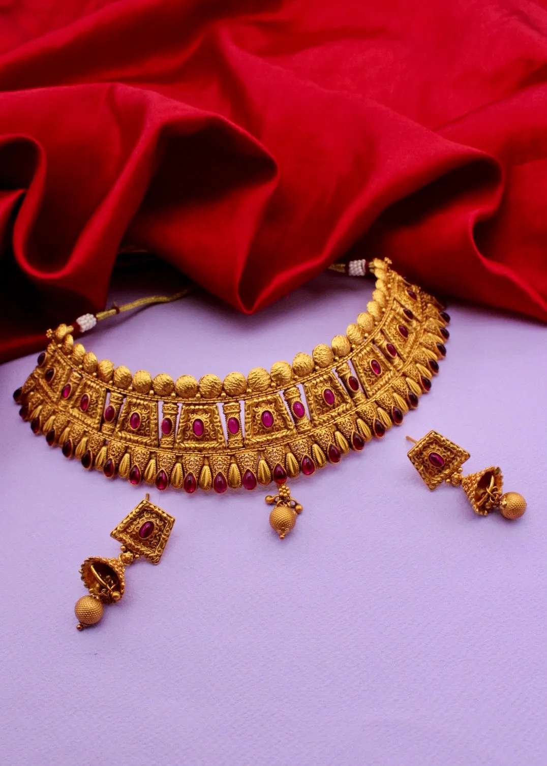 APPEALING PESHWAI CHOKER NECKLACE