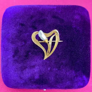 Art Nouveau Pearl Heart Pin