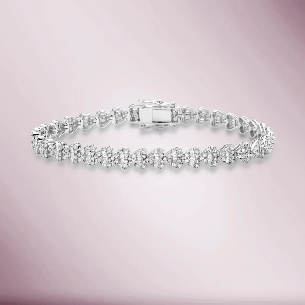 Diamond Heart Shape Tennis Bracelet (2.80 ct.) in 14K Gold