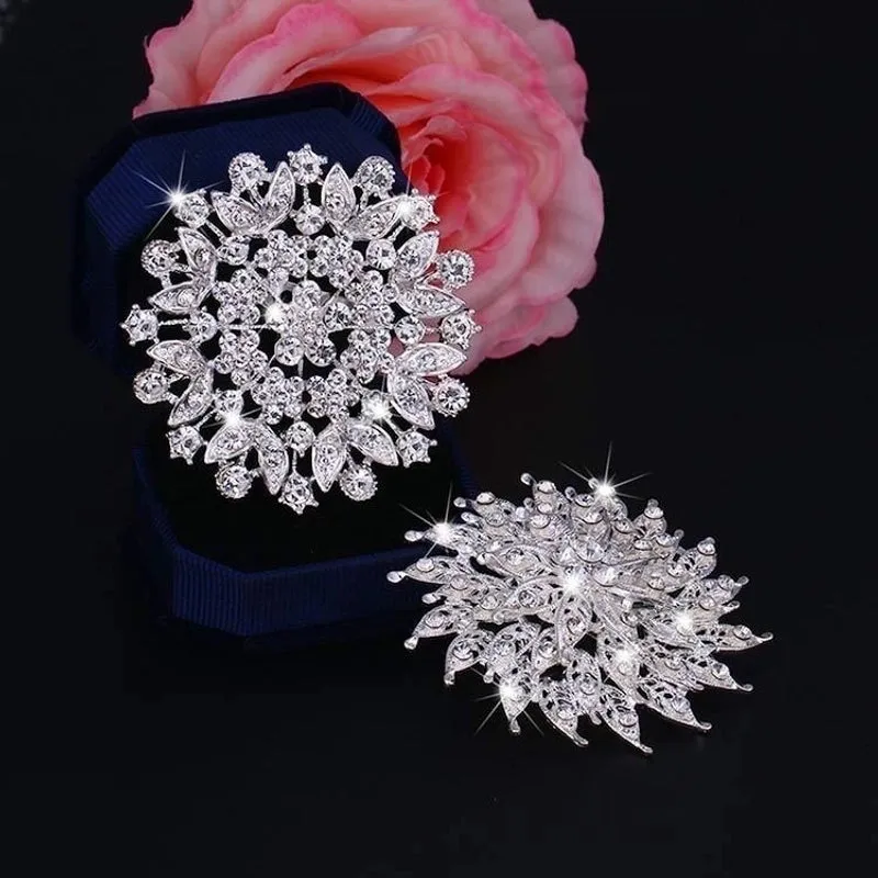 Elegant Pin Flower Alloy Inlay Zircon Women's Brooches