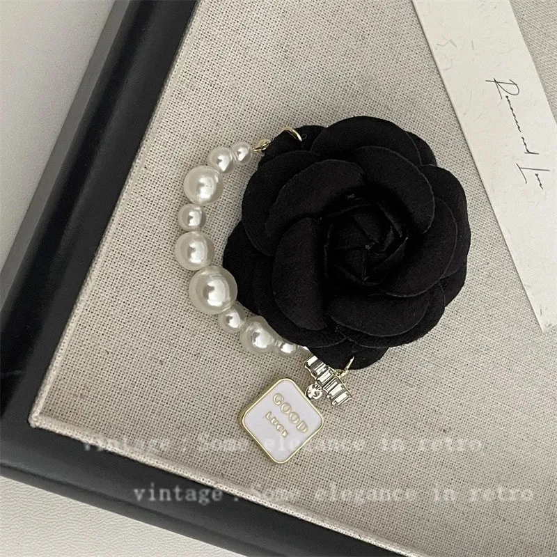 Elegant Pin Flower Imitation Pearl Plating Women's Brooches