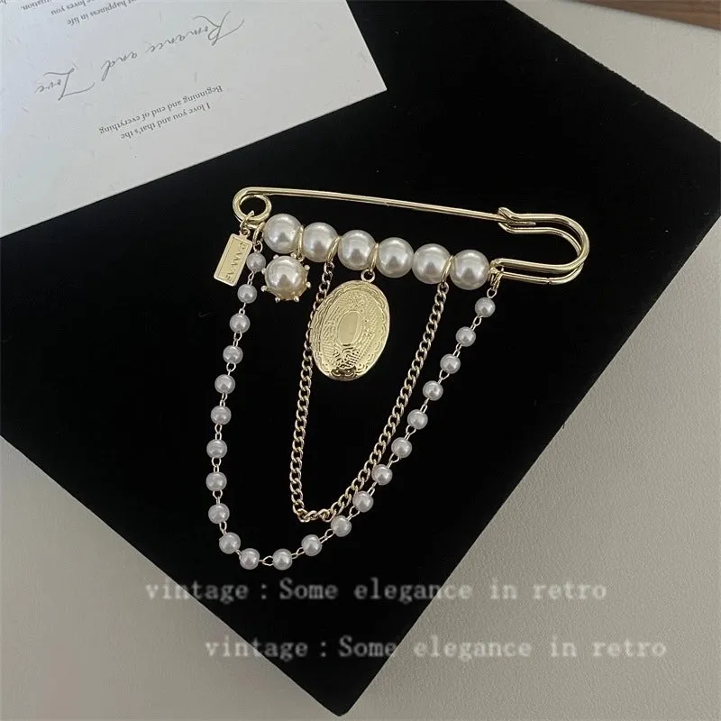 Elegant Pin Flower Imitation Pearl Plating Women's Brooches