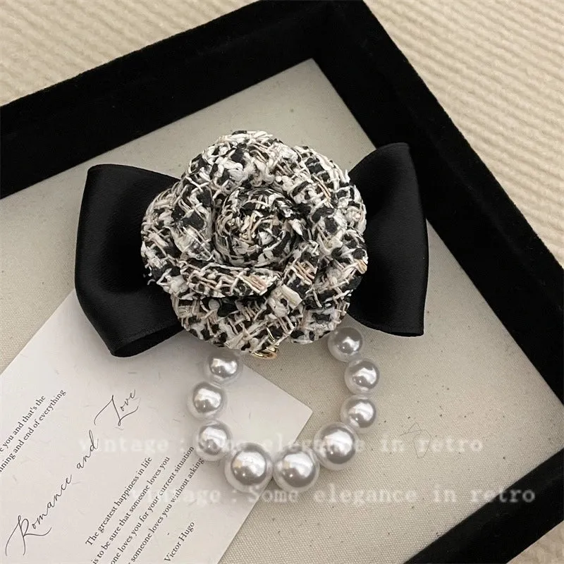 Elegant Pin Flower Imitation Pearl Plating Women's Brooches