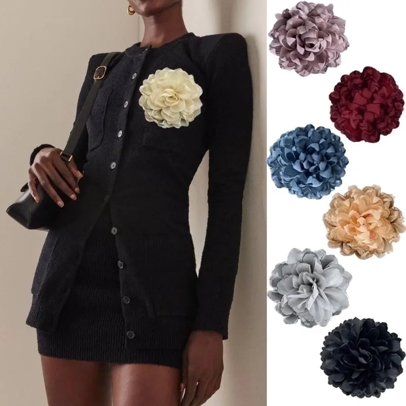 Elegant Pin Flower Women's Brooches