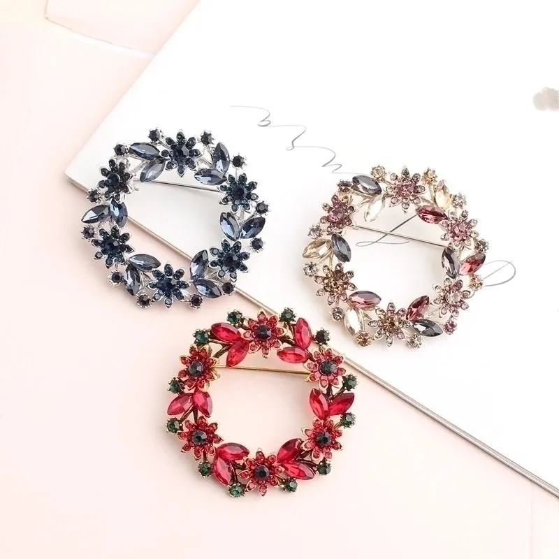 Elegant Sweet Plant Alloy Inlay Crystal Rhinestones Unisex Brooches