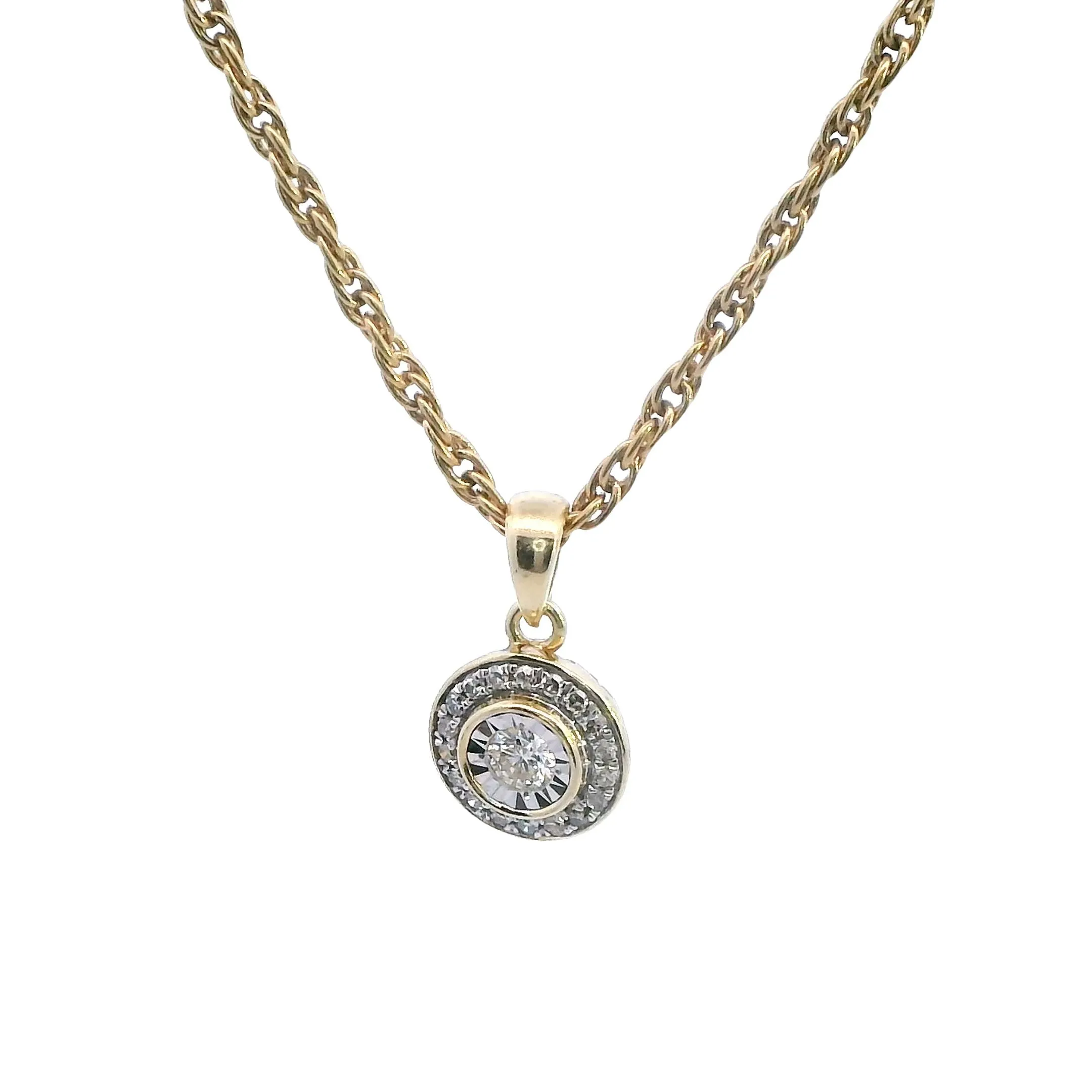 Exquisite Dual-Tone Gold Diamond Pendant - A Touch of Elegance