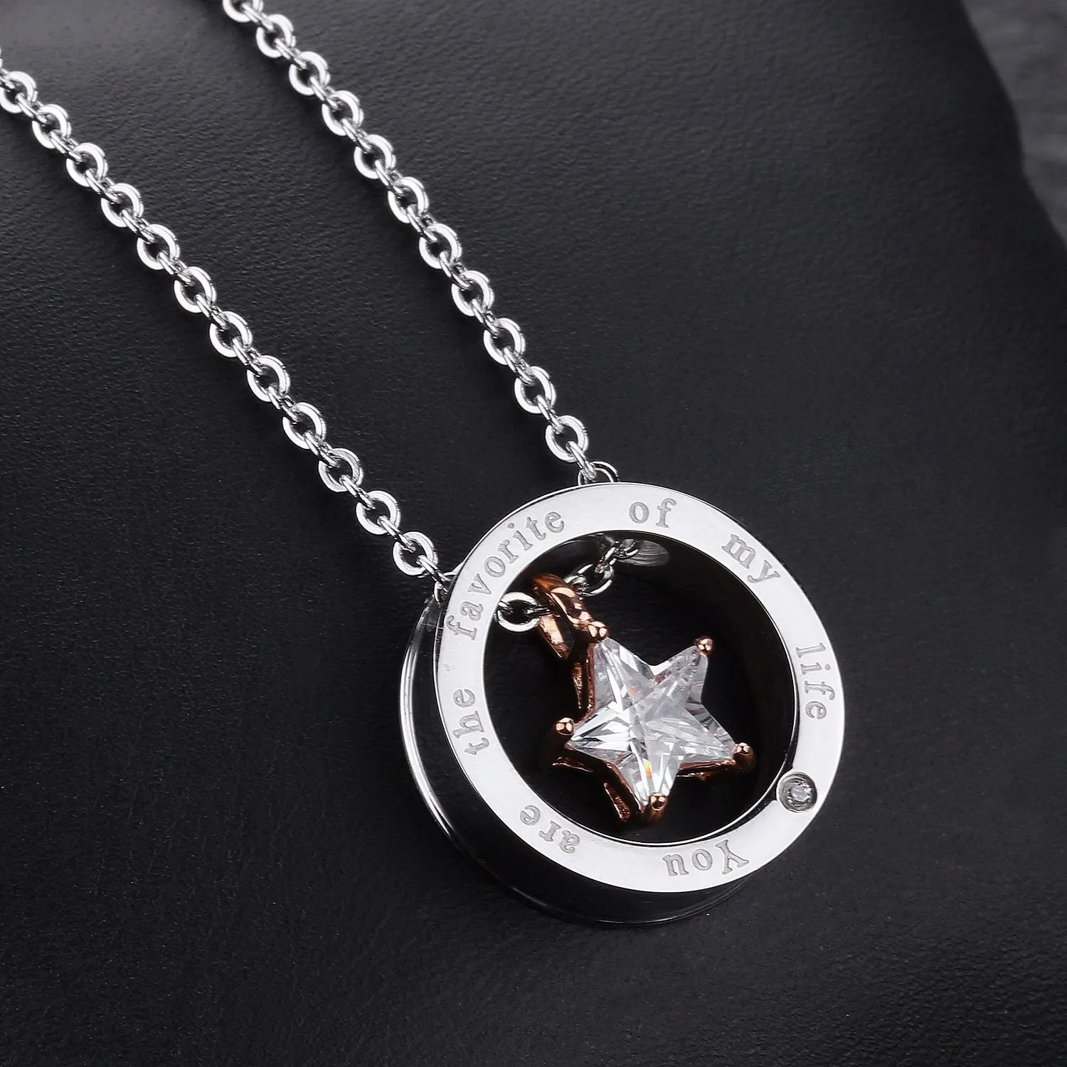 NEHZUS Wholesale Titanium Steel Star Circle Necklace for Couples Mini Pentagram with Diamond Necklace for Men and Women