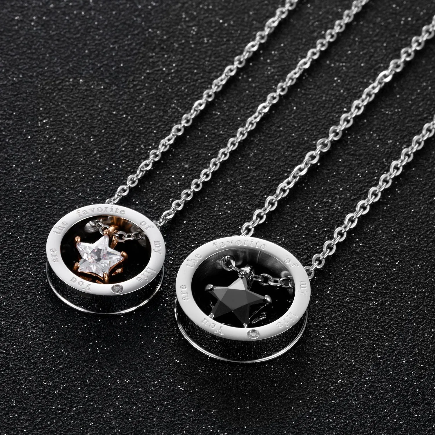 NEHZUS Wholesale Titanium Steel Star Circle Necklace for Couples Mini Pentagram with Diamond Necklace for Men and Women