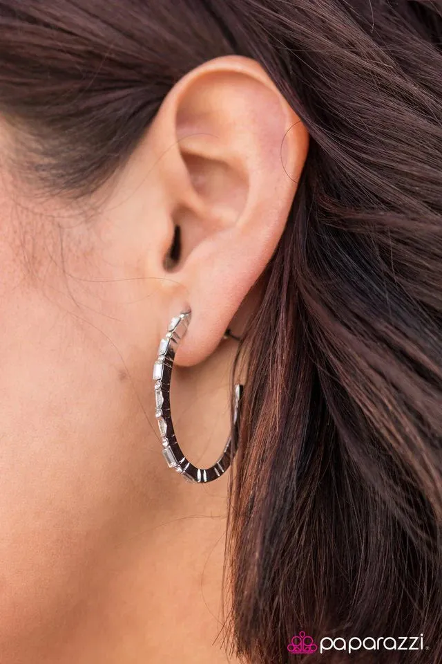 Paparazzi Earring ~ Arctic Chill - Black