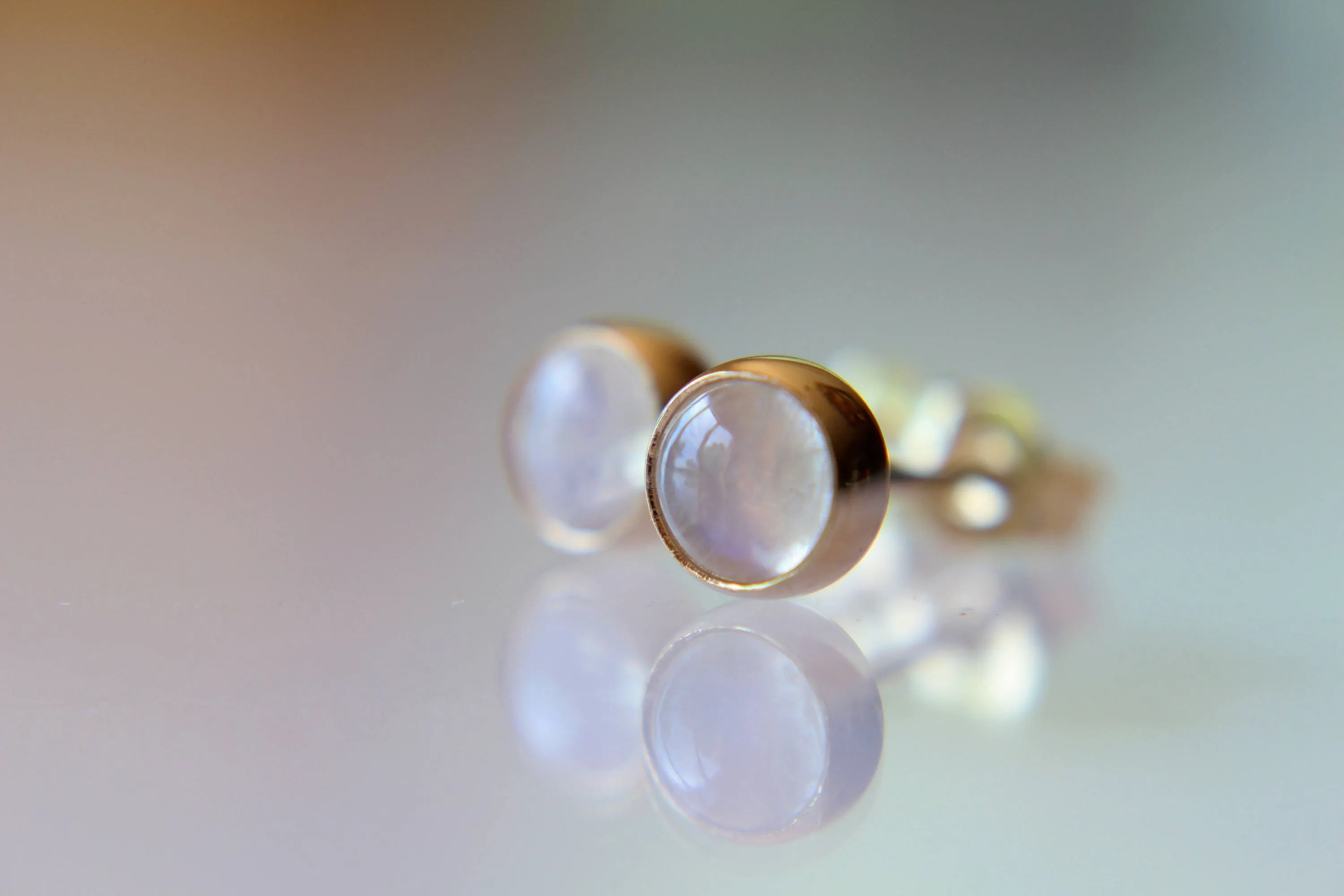 Rainbow Moonstone Earrings, Stud Earrings, Solid Gold Earrings, Lux Moonstone Earrings, Gemstone Earrings, 5mm Moonstone Earrings, Rainbow