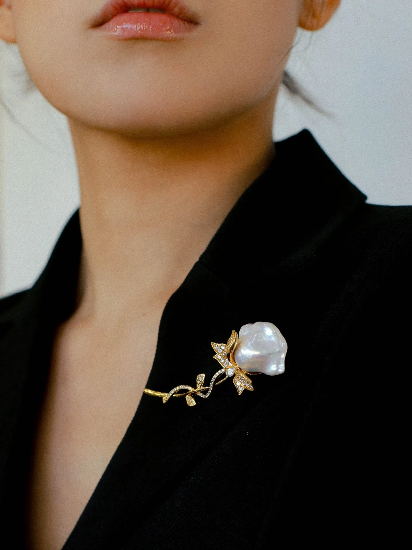 Rose Baroque Pearl Brooches