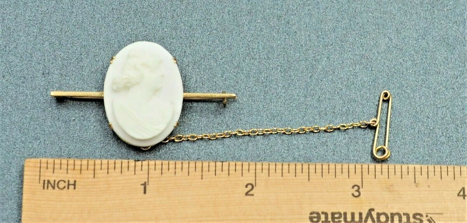 Shell Cameo 18ct Yellow Gold Bar Brooch