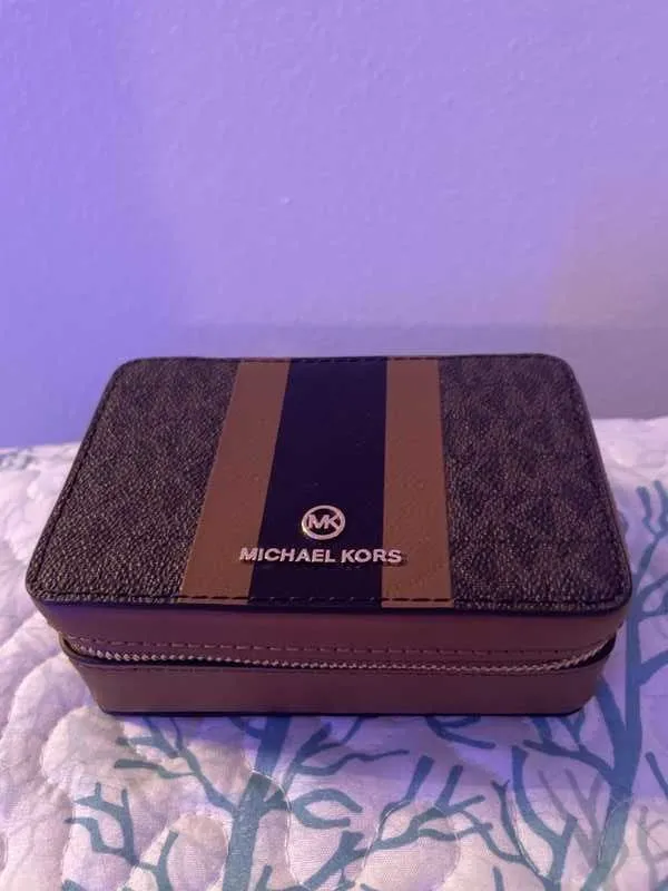 Small Logo Stripe Jewelry Case