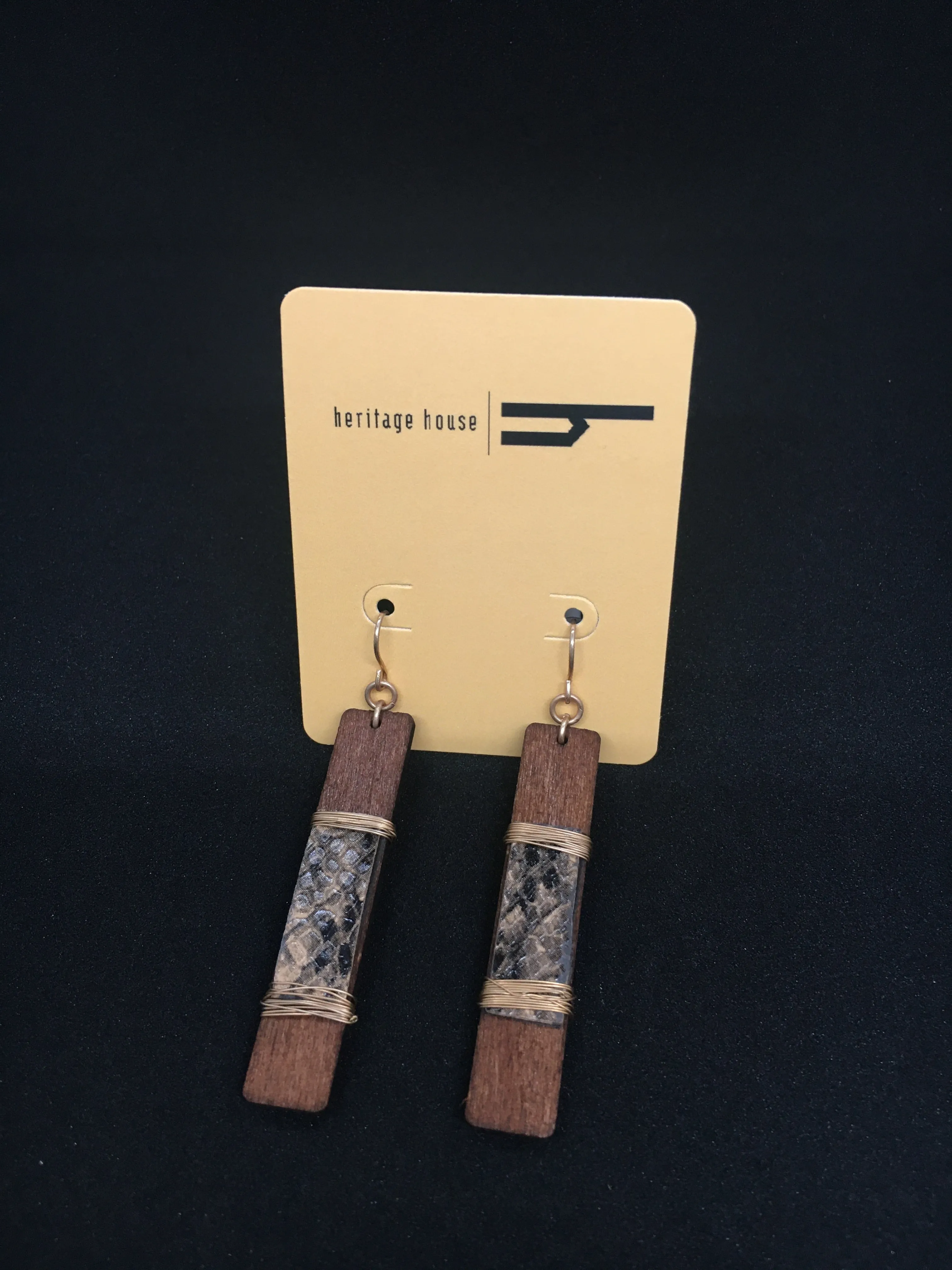 Wood, leather and wire Earrings